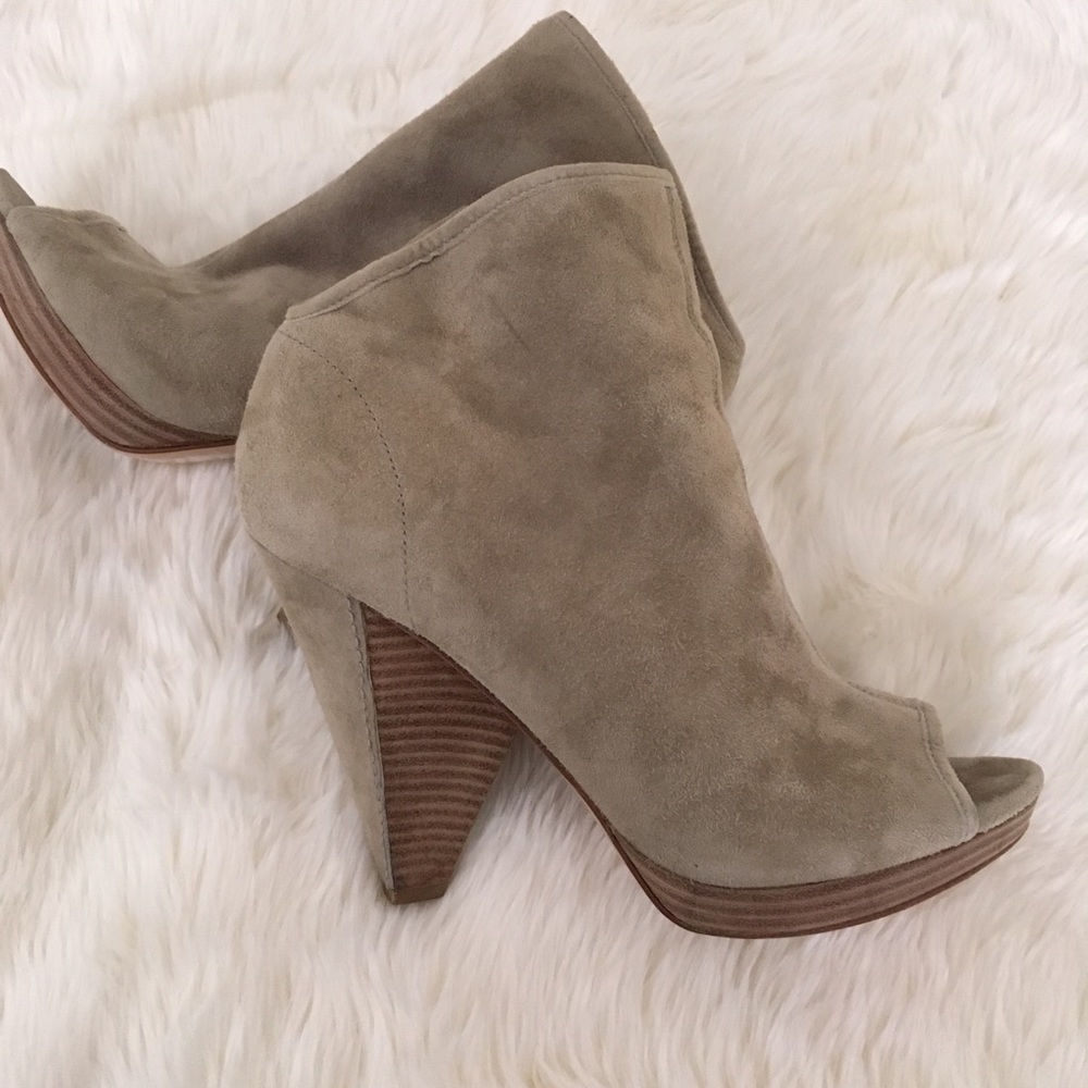 Belle by Sigerson Morrison Bootie
